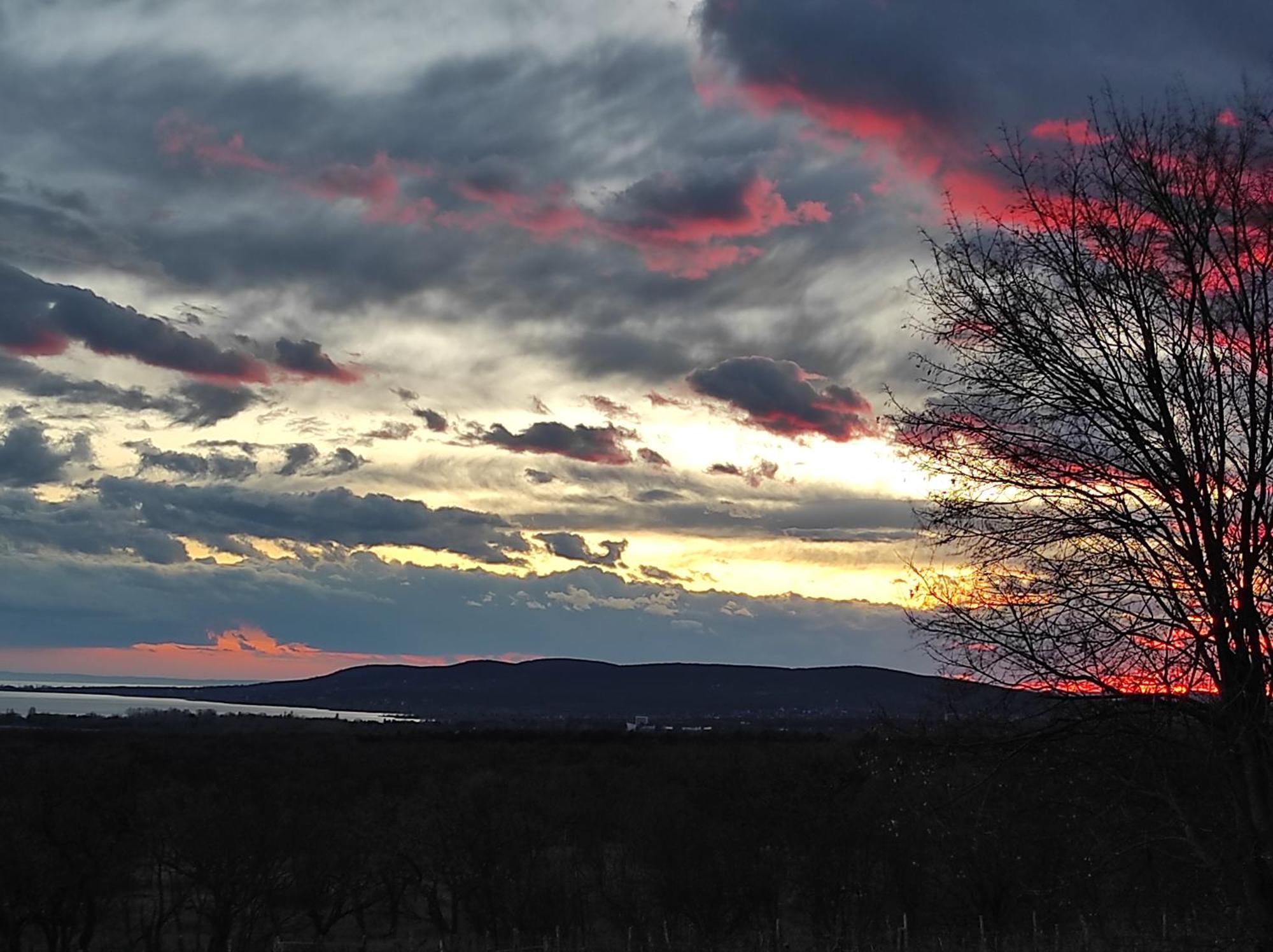 Napraszallas Vendeghaz Balatonakali Luaran gambar